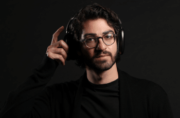 Podeo CEO and co-founder, Stefano Fallaha removing some headphones