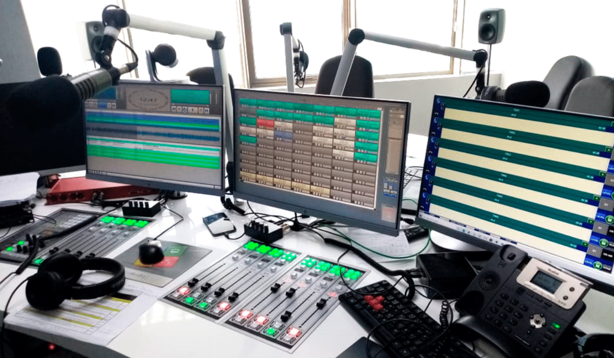 Radio Wazaa AEQ Forum IP Split